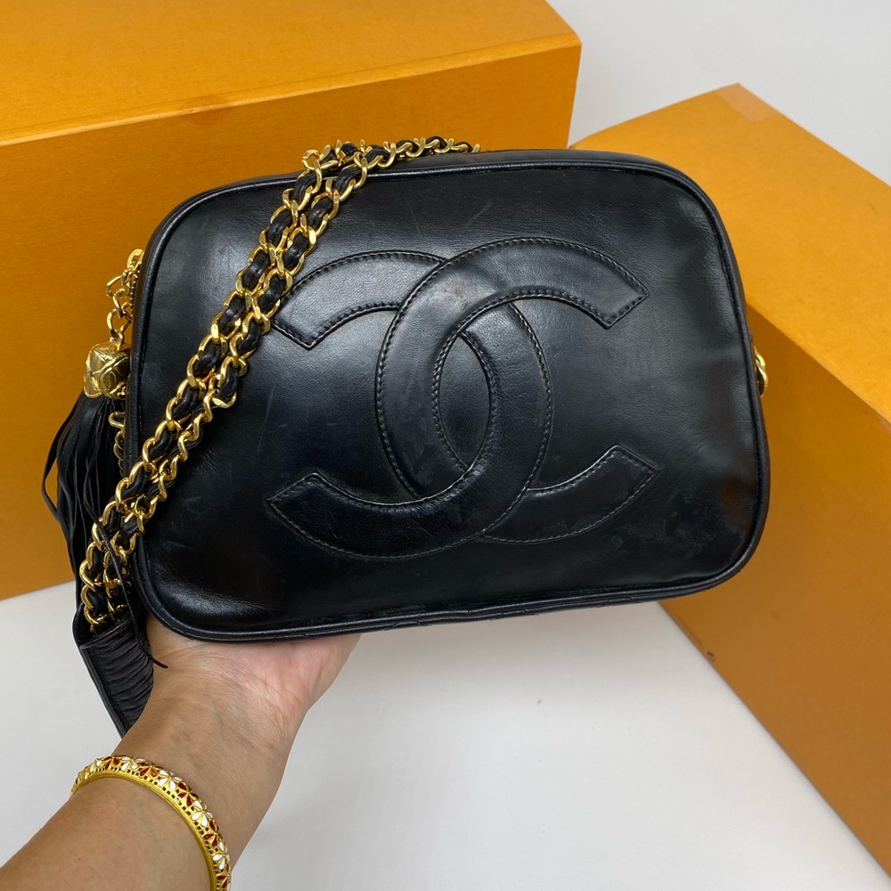 ๐ท๐ทCHANEL ๐ธ๐ธ Black Leather timeless Camera Bag GHW - Picture 6 of 17